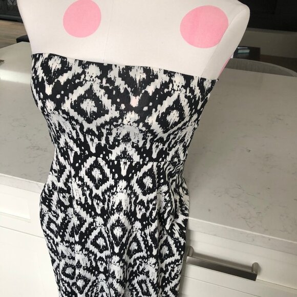 Artizan Robin Signature Pull On Abstract Print Maxi Dress Blk White Sz S NWOT - Picture 4 of 10